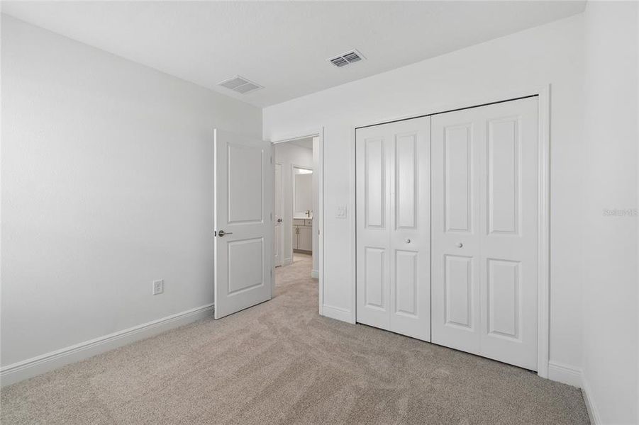 Spacious, unfurnished interior of a new home in SeaFlower, Bradenton (Image 13).