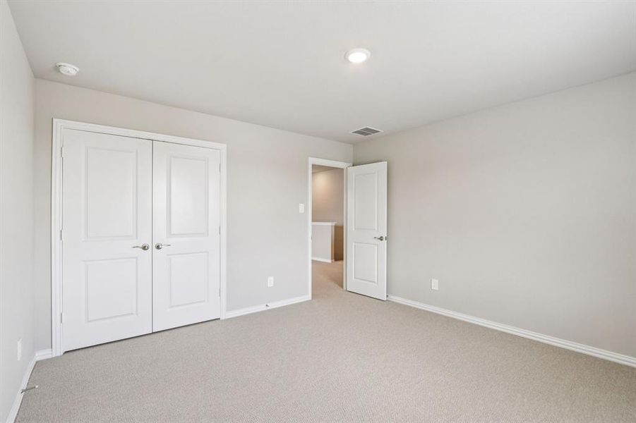 Spacious, unfurnished interior of a new home in Parks at Foster Crossing - Premier Series, Anna (Image 23). Spacious, unfurnished interior of a new home in Parks at Foster Crossing - Premier Series, Anna (Image 23).