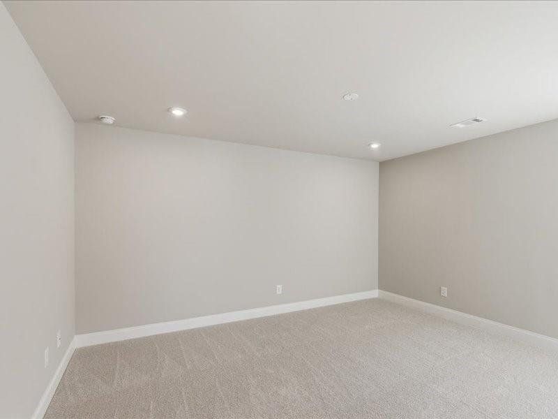 Spacious, unfurnished interior of a new home in Ford Landing, Acworth (Image 24).