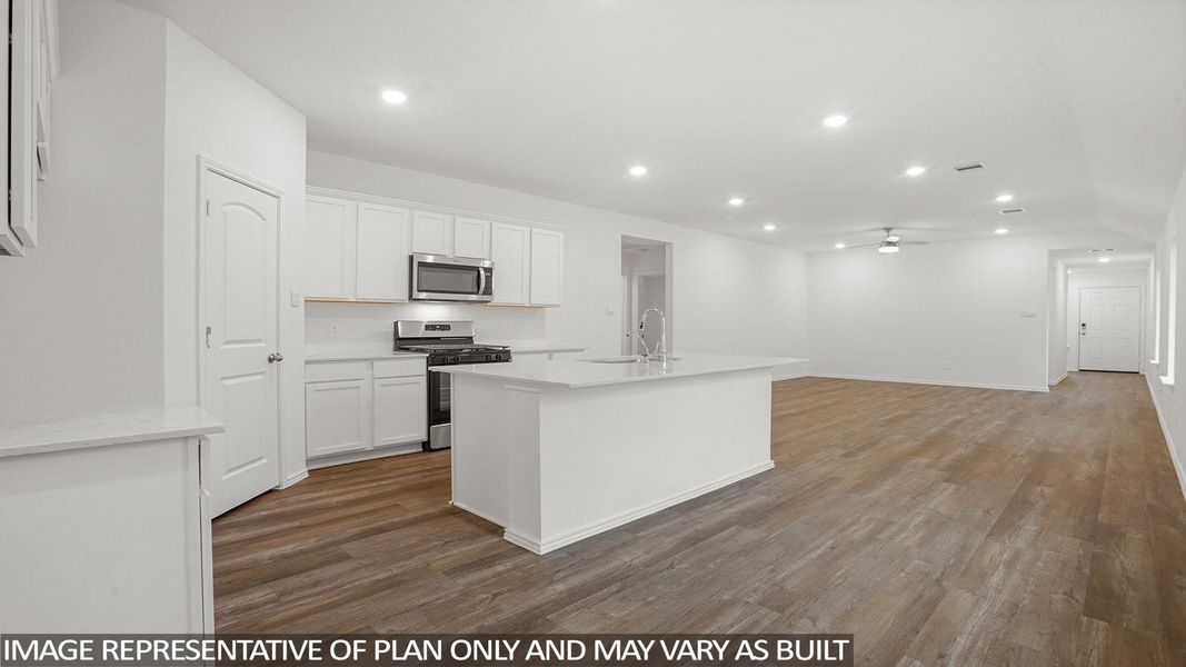 Image 6 of a home in Cypress Green.