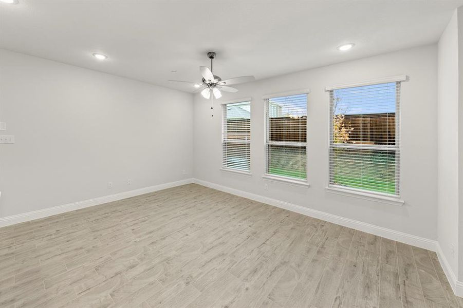 11. 2654 Copper Breaks - Family (2) 11. 2654 Copper Breaks - Family (2)