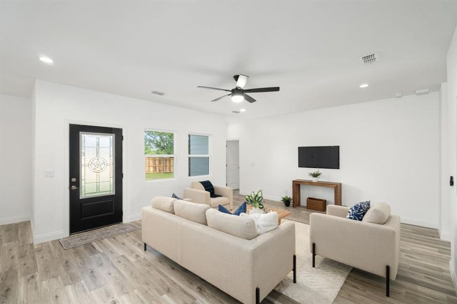 Furnished interior view inside a new home in , Gun Barrel City (Image 15).