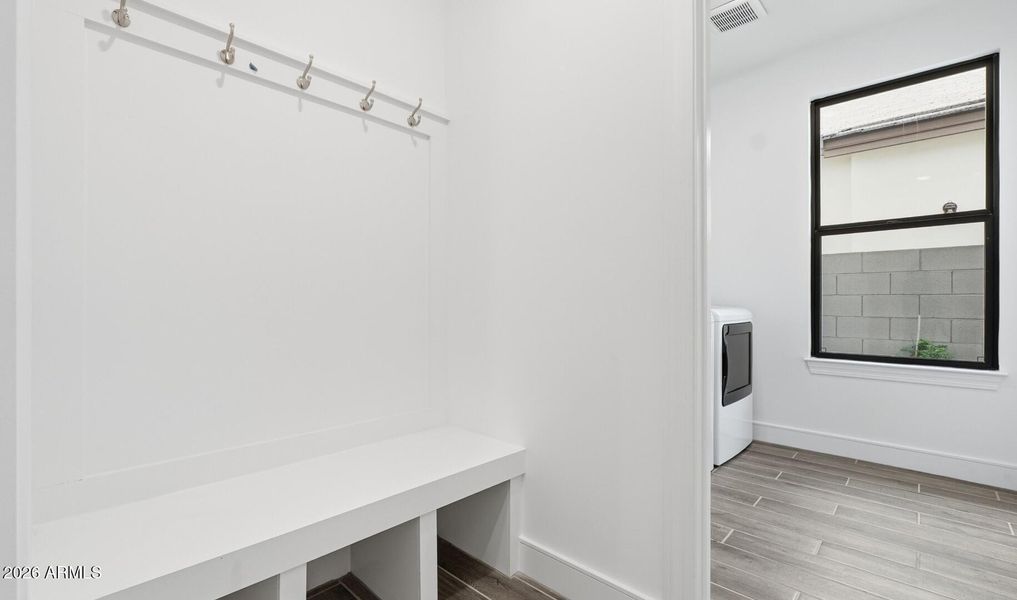 Viviendo Lot #26 HovHall (Large)