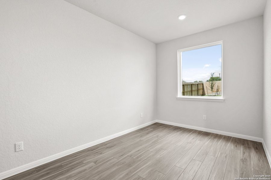 Spacious, unfurnished interior of a new home in Melissa Ranch, San Antonio (Image 20). Spacious, unfurnished interior of a new home in Melissa Ranch, San Antonio (Image 20).
