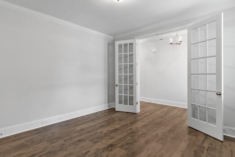 Representative unfurnished interior of a home built from the The Bradley by RobuckHomes in Windwater, Hampstead (Image 22).