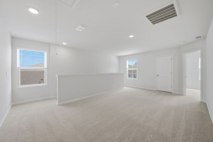 Spacious, unfurnished interior of a new home in Grand Arbor, Blythewood (Image 21). Spacious, unfurnished interior of a new home in Grand Arbor, Blythewood (Image 21).