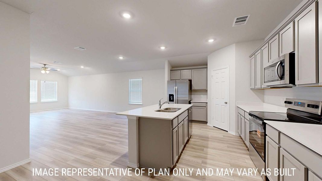 Furnished interior view inside a new home in Turnbo Ranch, Killeen (Image 10).