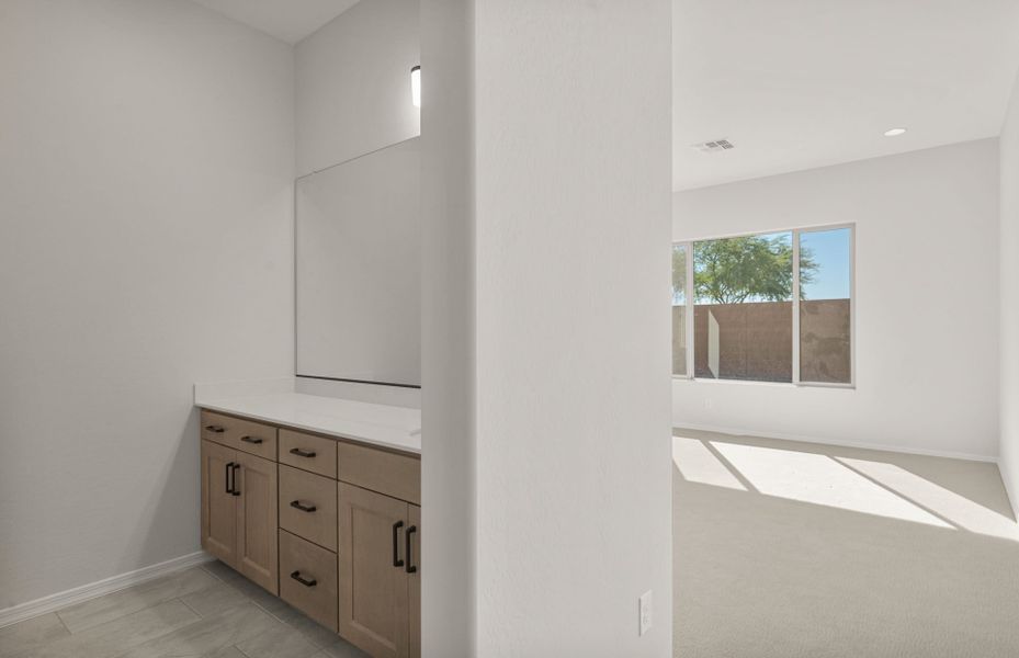 Furnished interior view inside a new home in Sun City Anthem at Merrill Ranch, Florence (Image 10).