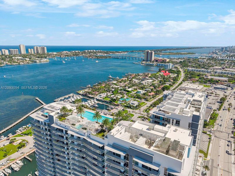 Condo located in West Palm Beach, FL showcasing its design and architecture (Image 28). Condo located in West Palm Beach, FL showcasing its design and architecture (Image 28).