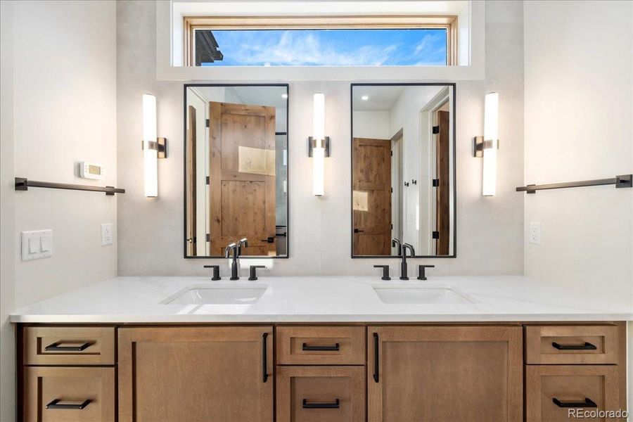 Furnished interior view inside a new home in , Frisco (Image 4).