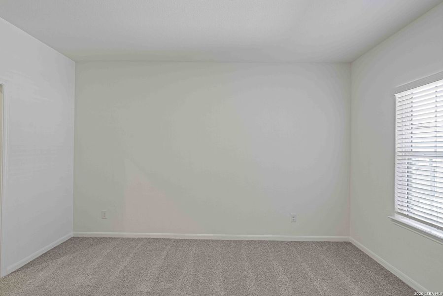 Spacious, unfurnished interior of a new home in , San Antonio (Image 13).