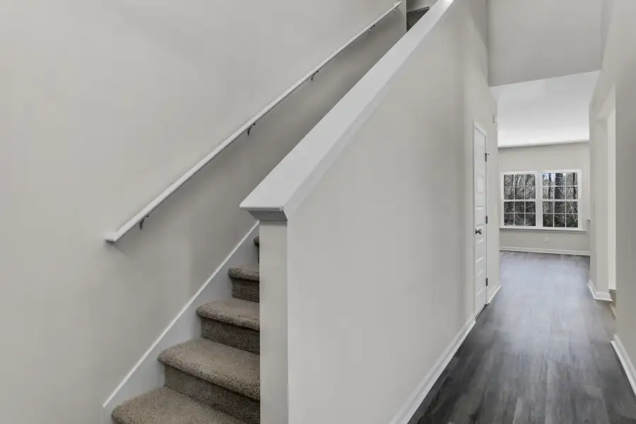 Representative unfurnished interior of a home built from the The Cedar Creek by RTS Homes in Doctor's Creek, Ludowici (Image 11).