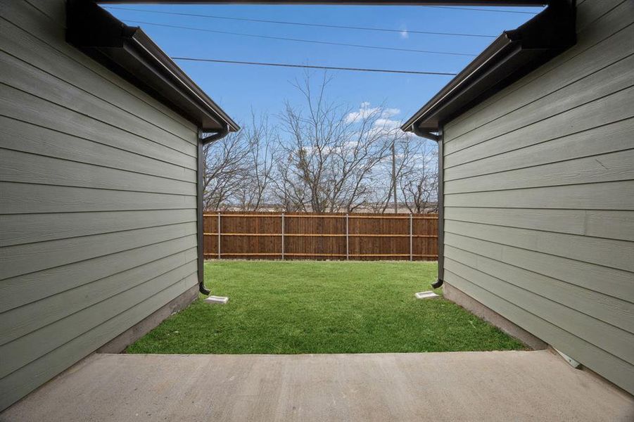 Exterior details and patio area of a home in Hadley Farms, Godley (Image 21).