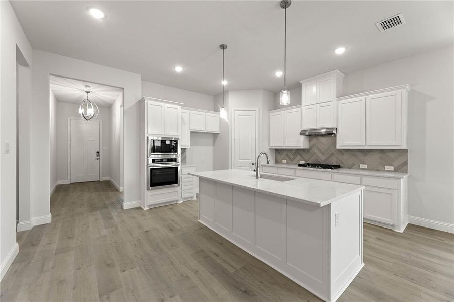 1015 Moss Grove-Kitchen-2 1015 Moss Grove-Kitchen-2