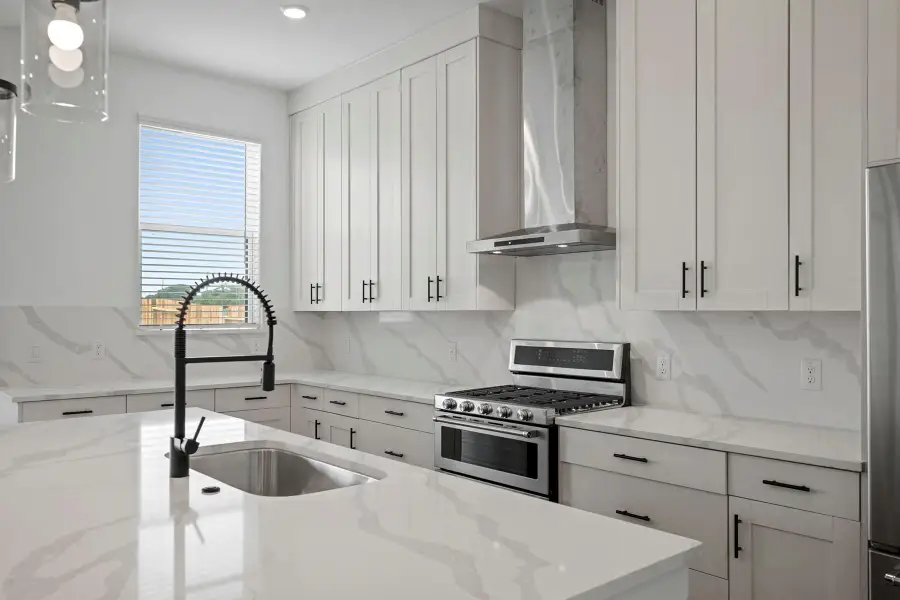 Furnished interior view inside a new home in Hallimore Ranch, Rosenberg (Image 9).
