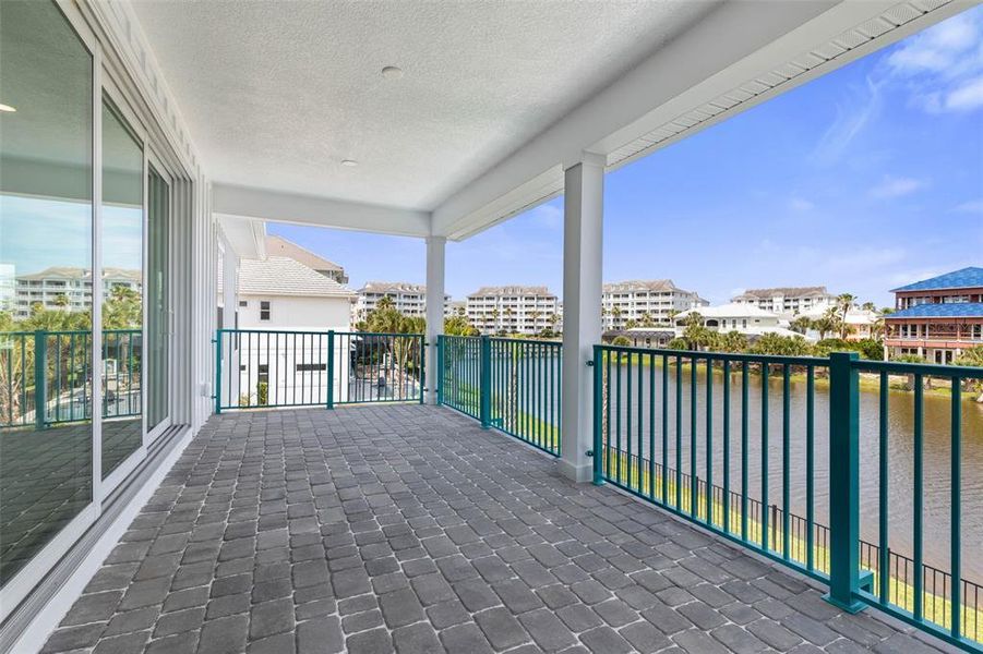 Exterior details and patio area of a home in , Palm Coast (Image 48).