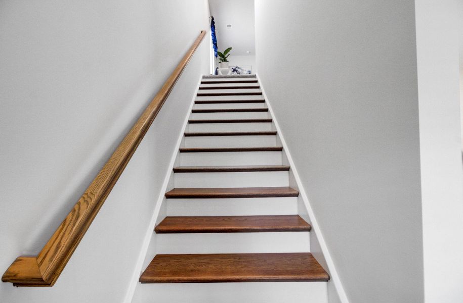 Image 56 of a home in Limehouse Village: Row Collection.