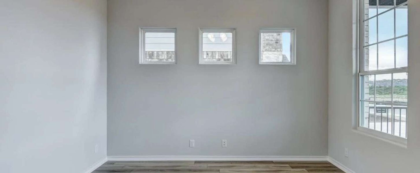 Representative unfurnished interior of a home built from the Yaupon by Ashton Woods in Arcadia Ridge, San Antonio (Image 13).