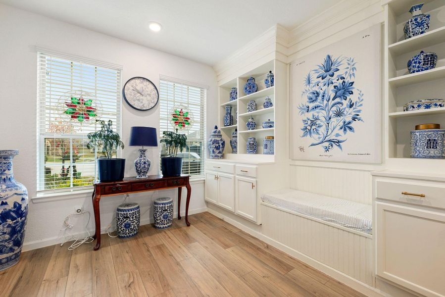 Furnished interior view inside a new home in ARTAVIA: Fairway Collection, Conroe (Image 30).