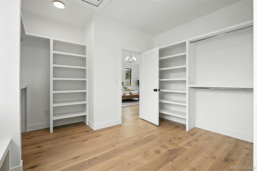 Spacious, unfurnished interior of a new home in , Denver (Image 18).