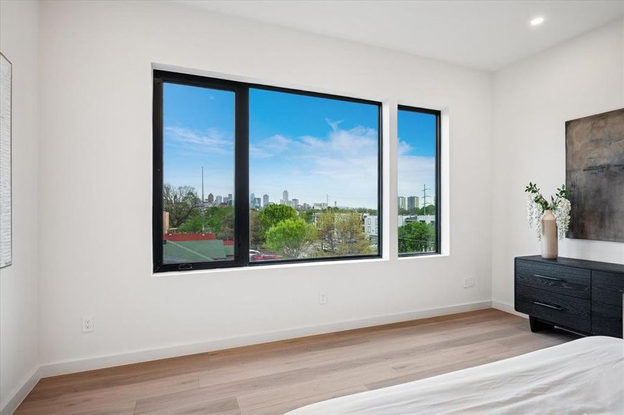 Spacious, unfurnished interior of a new home in , Dallas (Image 20).