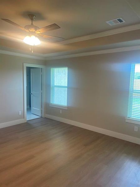 Spacious, unfurnished interior of a new home in , Springtown (Image 15).