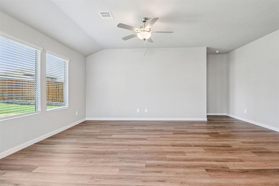 Photo is not of the actual home, but is an inspirational photo of builder’s model home and may depict options, furnishings, and/or decorator features that are not included.