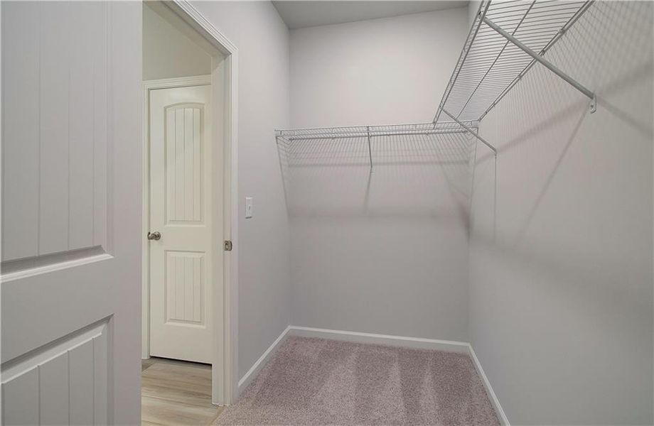 Spacious, unfurnished interior of a new home in Enclave at Evergreen, Fairburn (Image 26).