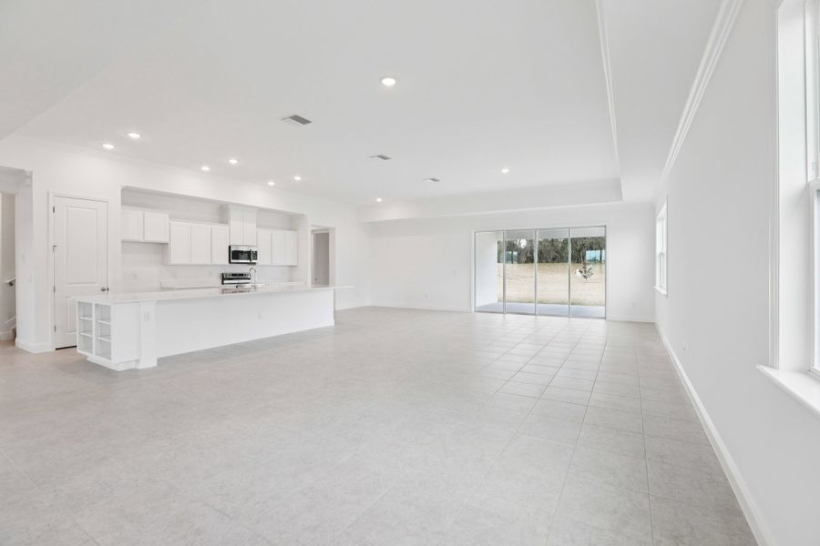 Representative unfurnished interior of a home built from the Sierra by Maronda Homes in Marion Oaks, Ocala (Image 16).