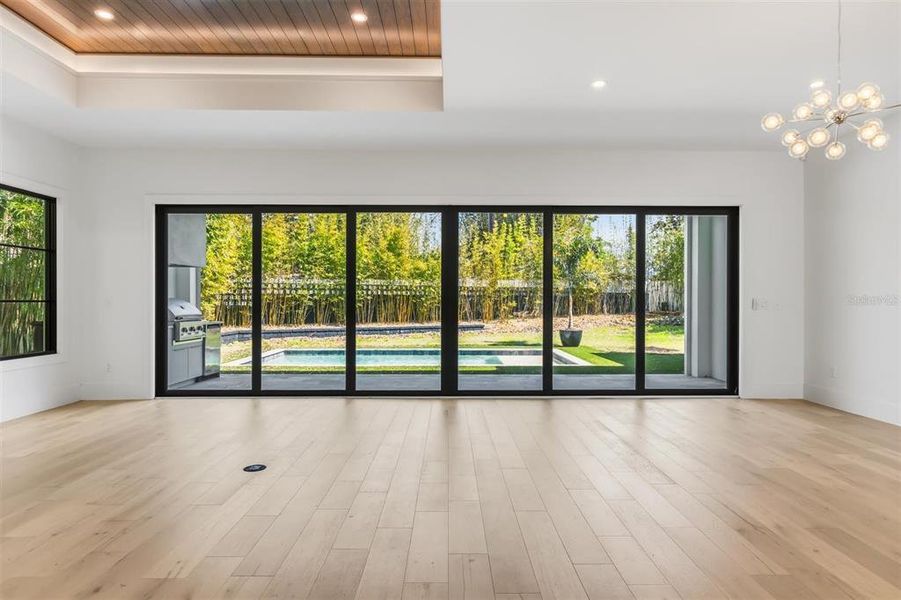 Spacious, unfurnished interior of a new home in , Winter Park (Image 44).