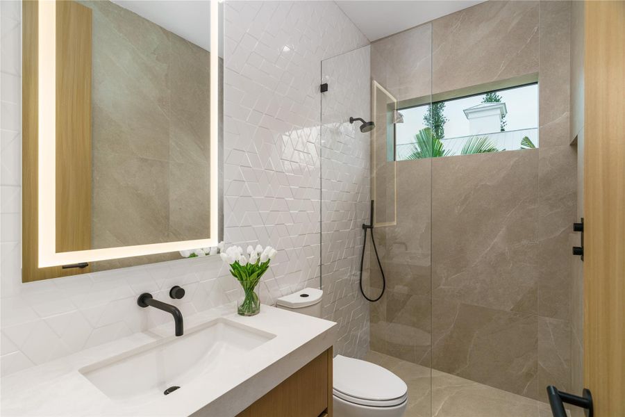 Furnished interior view inside a new home in , Ocean Ridge (Image 69).