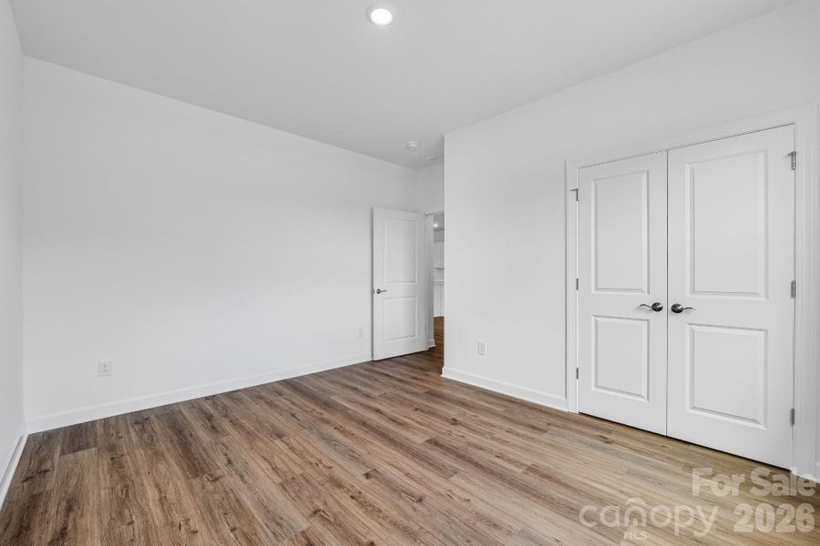 Spacious, unfurnished interior of a new home in Roselyn, Lancaster (Image 27).