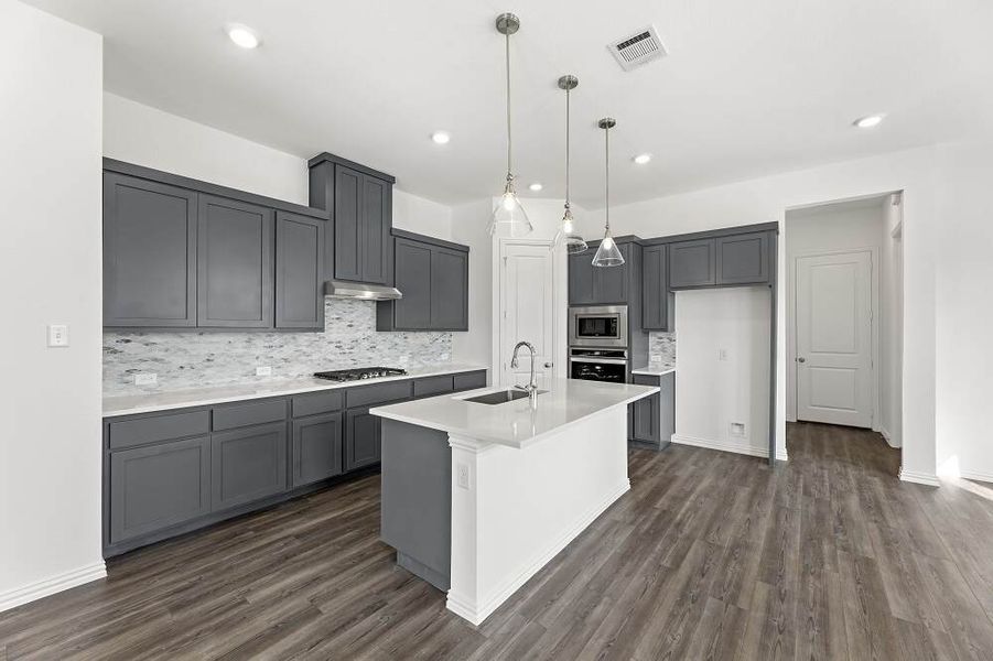 Rice Townhome Dining Kitchen Area