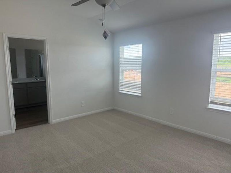Spacious, unfurnished interior of a new home in Creekfall, Burnet (Image 4).