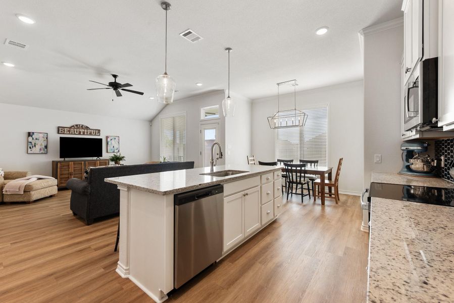 Furnished interior view inside a new home in , Bryan (Image 9).