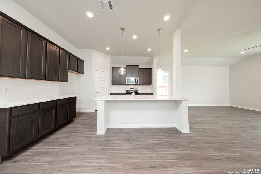 Furnished interior view inside a new home in Cinco Lakes, San Antonio (Image 6).