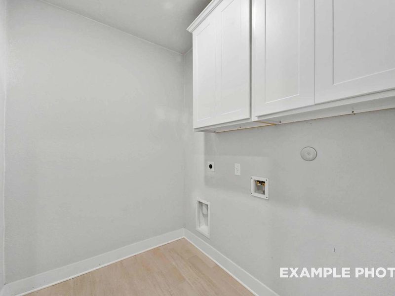 Spacious, unfurnished interior of a new home in Lago Mar, Texas City (Image 32). Spacious, unfurnished interior of a new home in Lago Mar, Texas City (Image 32).