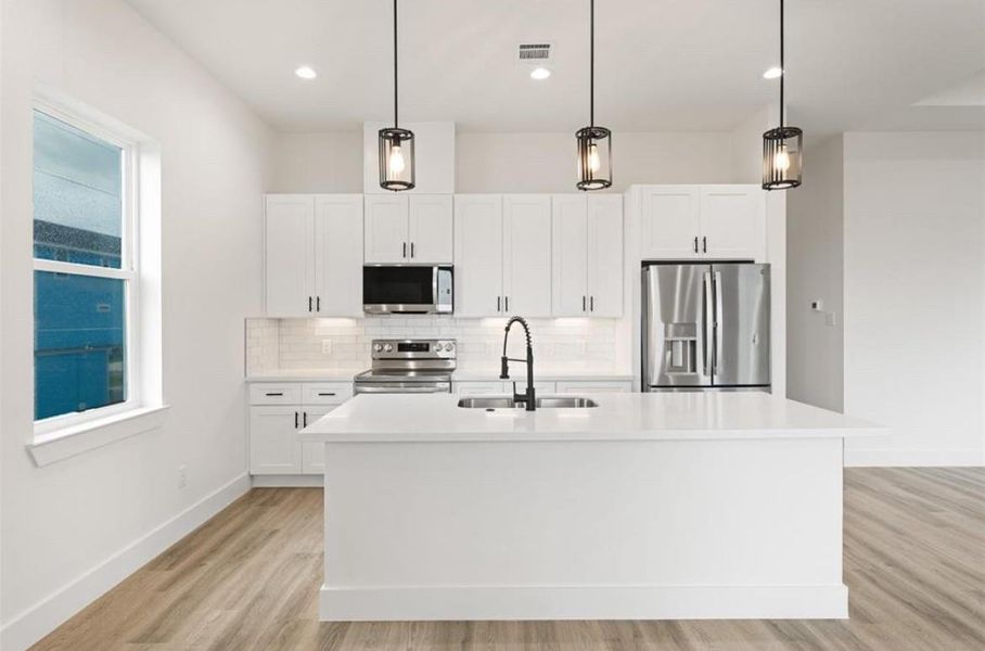 Furnished interior view inside a new home in , Galveston (Image 10).