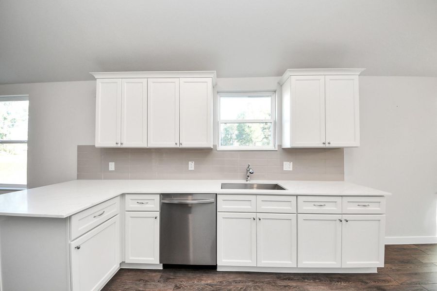 Furnished interior view inside a new home in Santa Fe, Cleveland (Image 7).