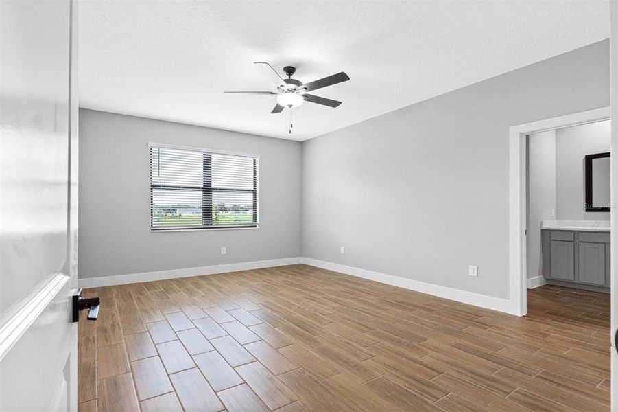Spacious, unfurnished interior of a new home in Lake Gallagher Estates, Dover (Image 6).