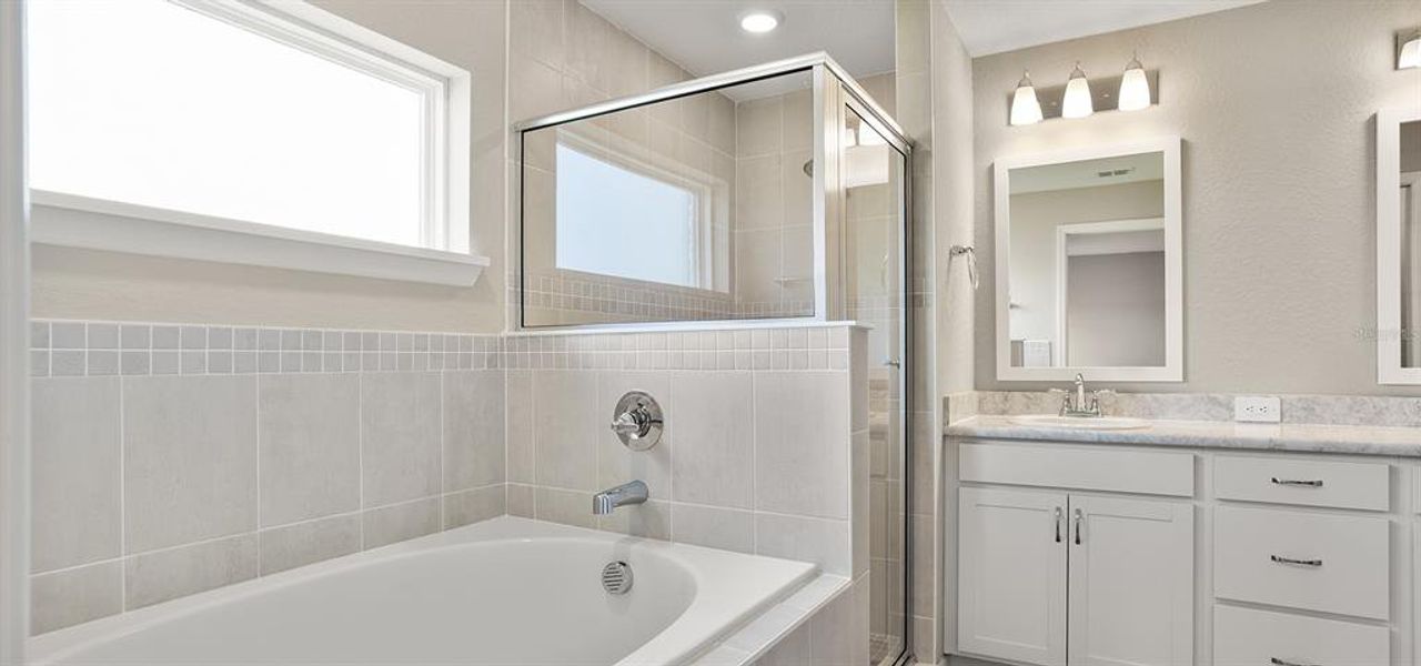 Furnished interior view inside a new home in Stonebridge North, Zephyrhills (Image 10).