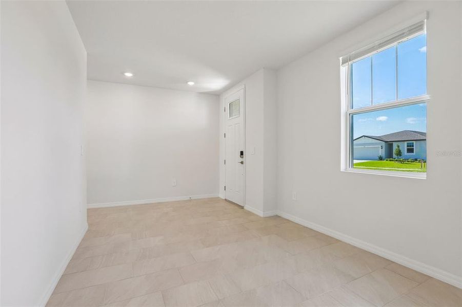 Spacious, unfurnished interior of a new home in Benton Hills - Classic Series, Brooksville (Image 27).