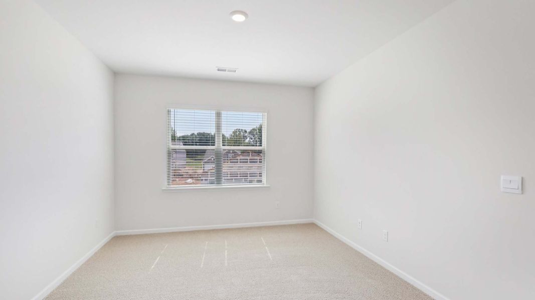 Representative unfurnished interior of a home built from the Cali by D.R. Horton in Granite Falls, Lancaster (Image 34).
