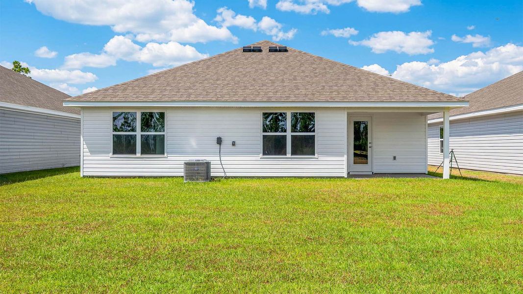 Representative exterior details of a home built from the The Cali by D.R. Horton in Morningside, Panama City (Image 3). Representative exterior details of a home built from the The Cali by D.R. Horton in Morningside, Panama City (Image 3).