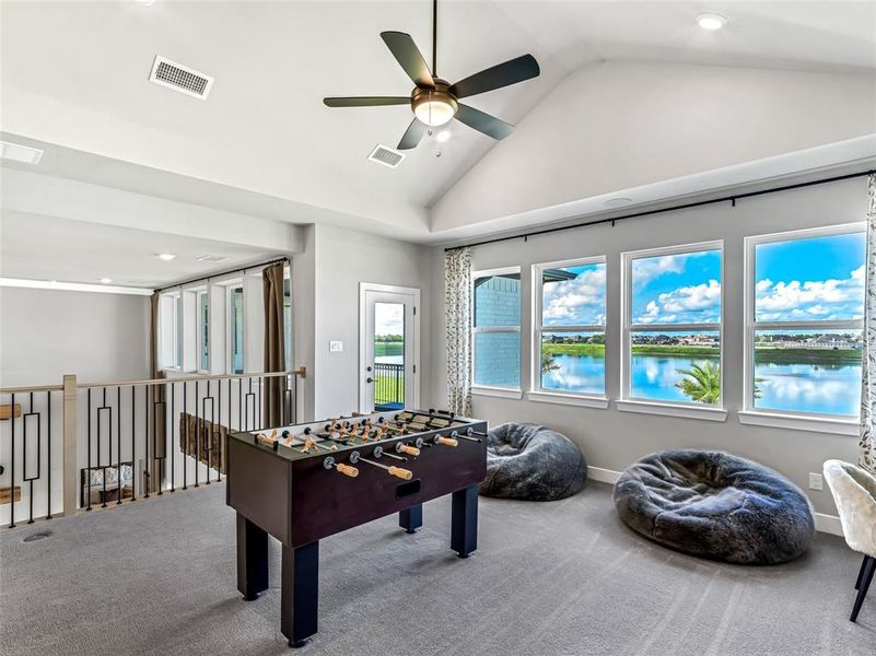 Image 8 of a home in Avalon at Friendswood.