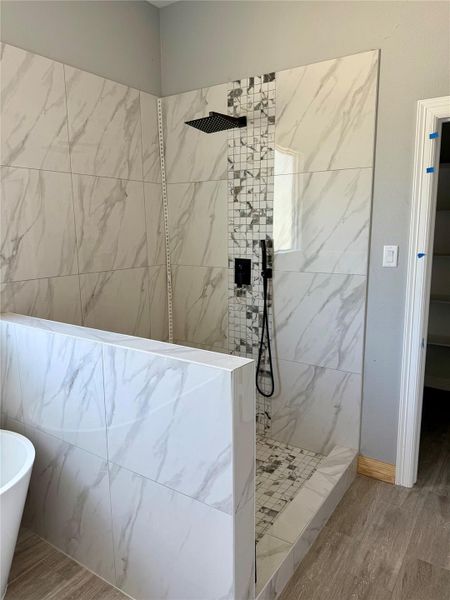 Furnished interior view inside a new home in , Dayton (Image 8).