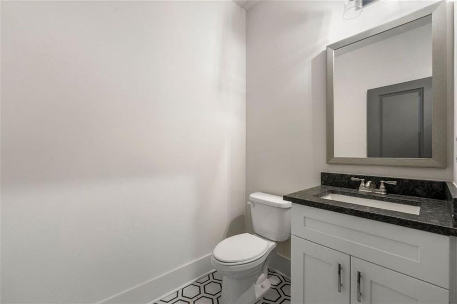 Furnished interior view inside a new home in Steeplechase, Hoschton (Image 9).