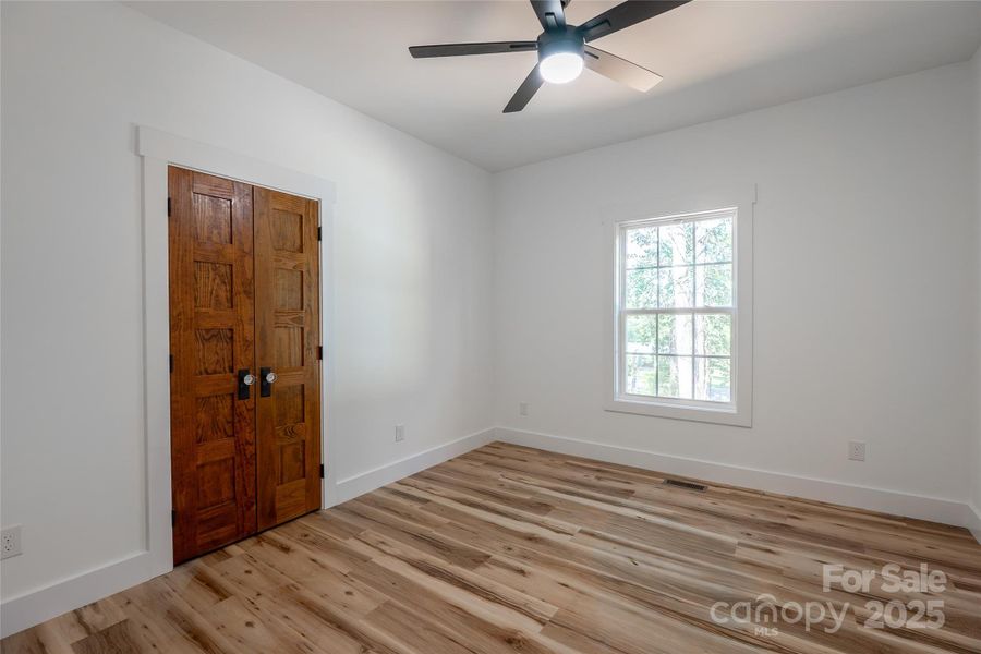 Spacious, unfurnished interior of a new home in , Claremont (Image 19).