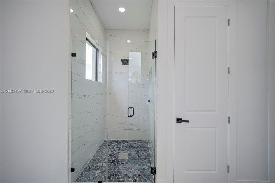 Image 23 of a home in .