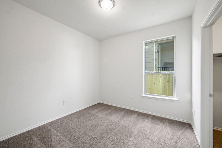 Spacious, unfurnished interior of a new home in Creekside at Estancia, Austin (Image 24).